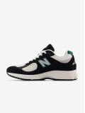 Sapatilhas New Balance M2002